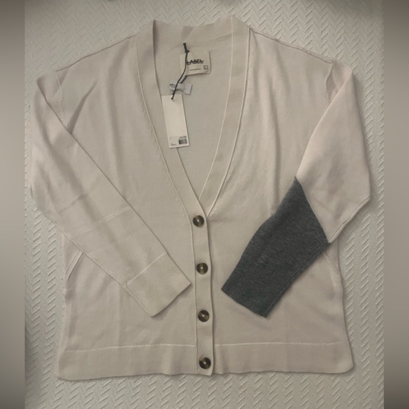 Label Go-To Cardi - Picture 3 of 10